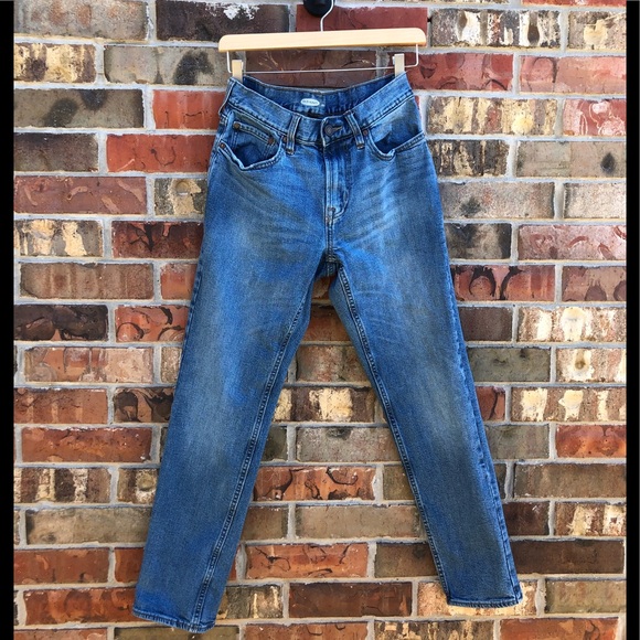 Old Navy Slim Stretch Jeans - Picture 5 of 7